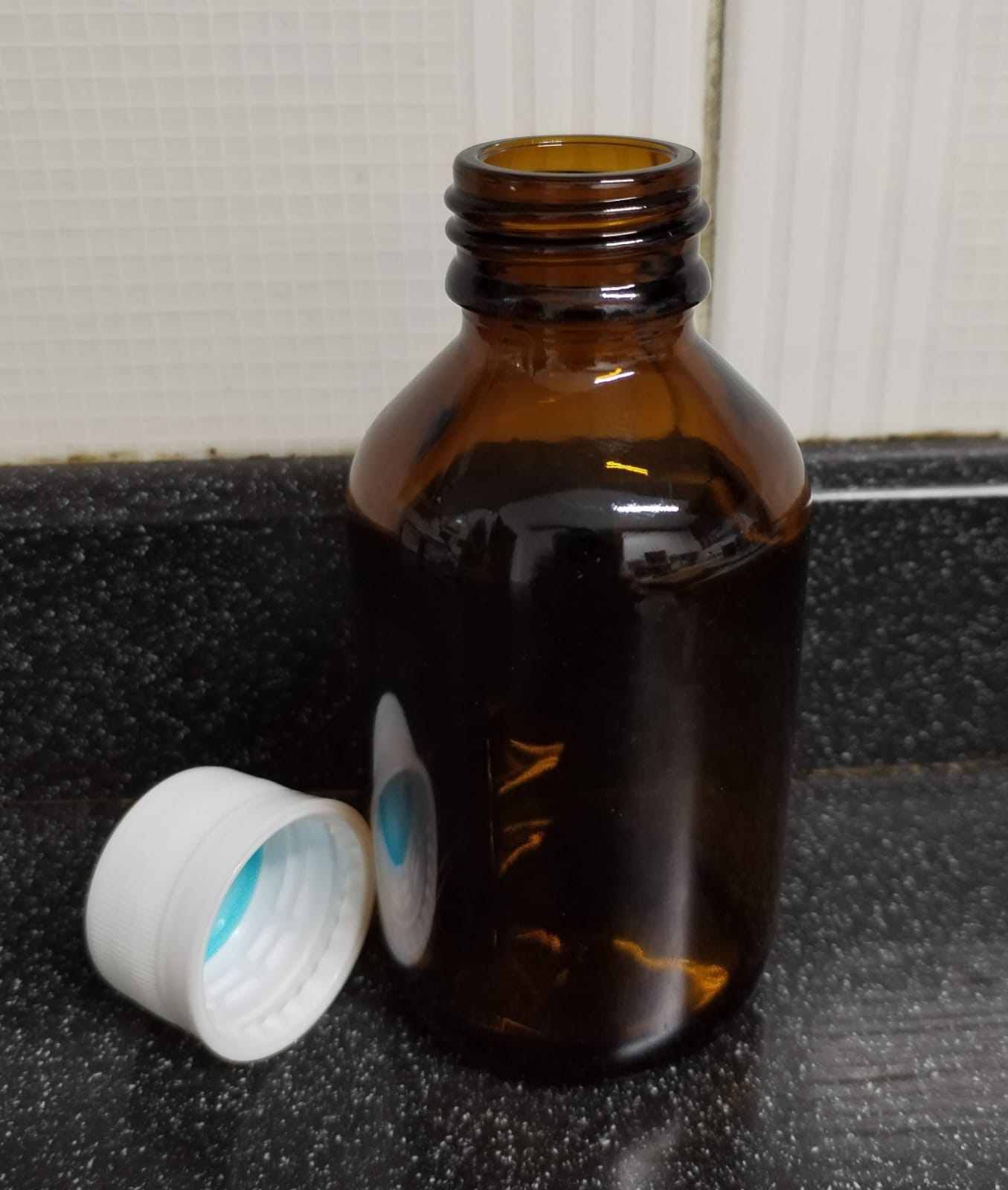 Frasco Vidrio Amber c/Tapa Rosca 28mm - 120ml