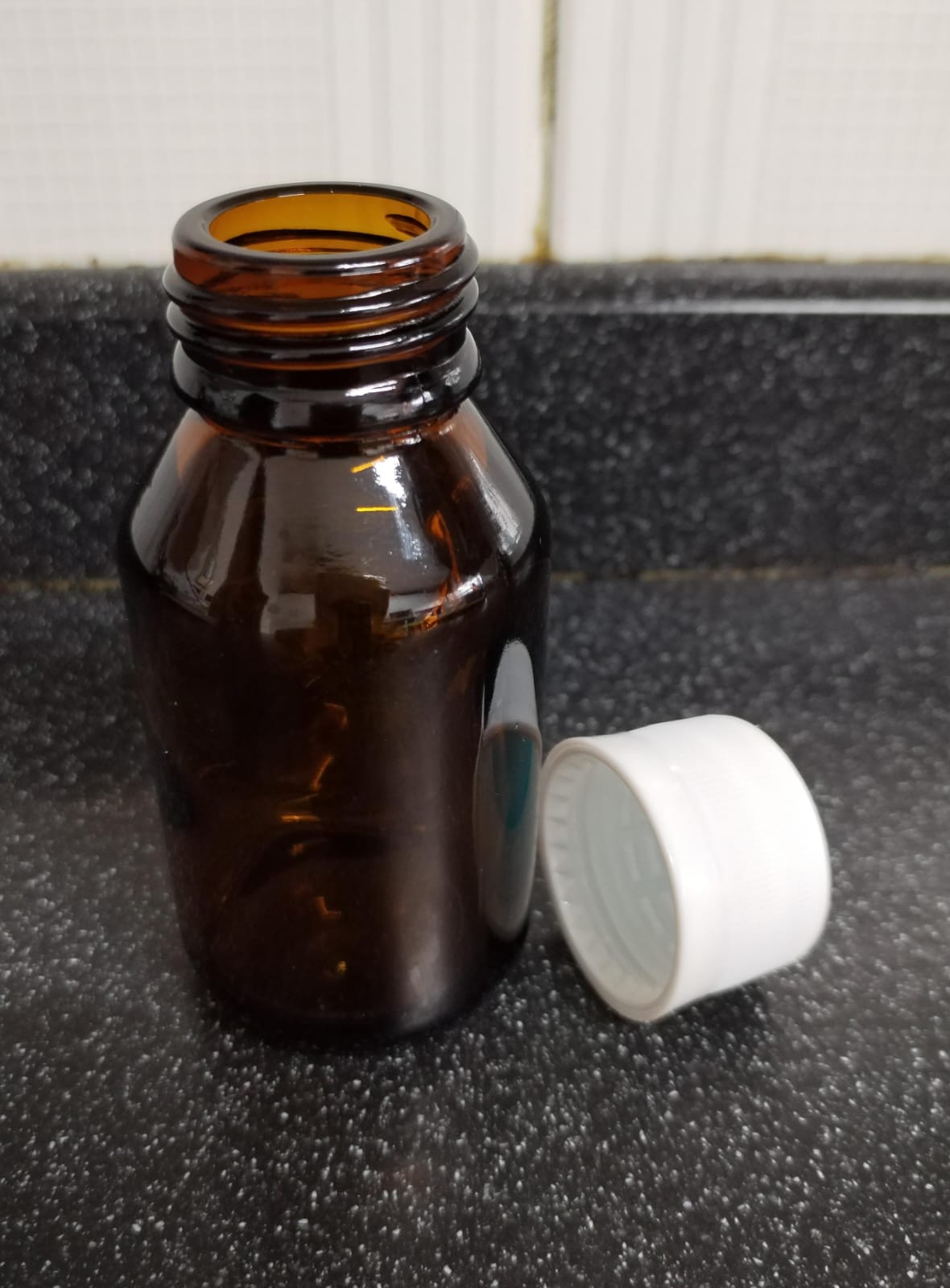 Frasco Vidrio Amber c/Tapa Rosca 28mm - 60ml