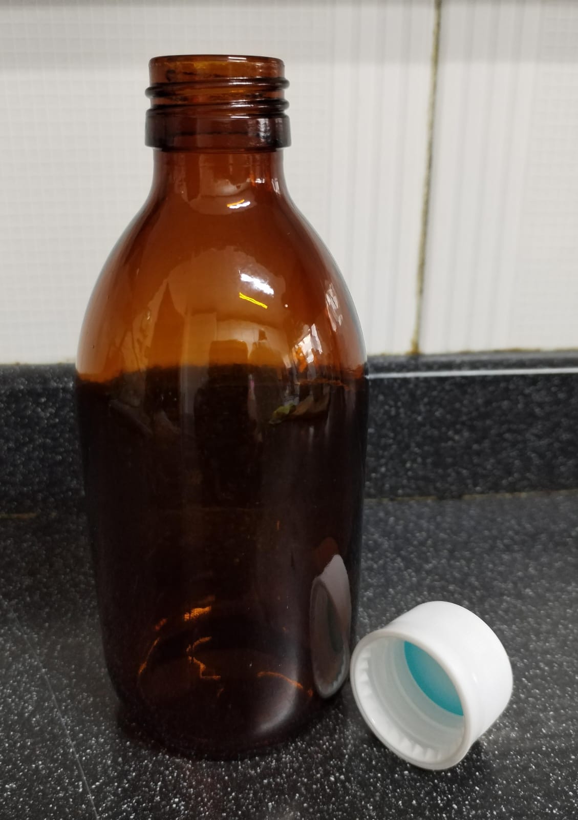 Frasco Vidrio Amber c/Tapa Rosca 28mm - 250ml